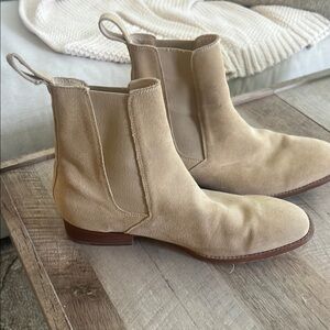 Men's Tan Chelsea Boots